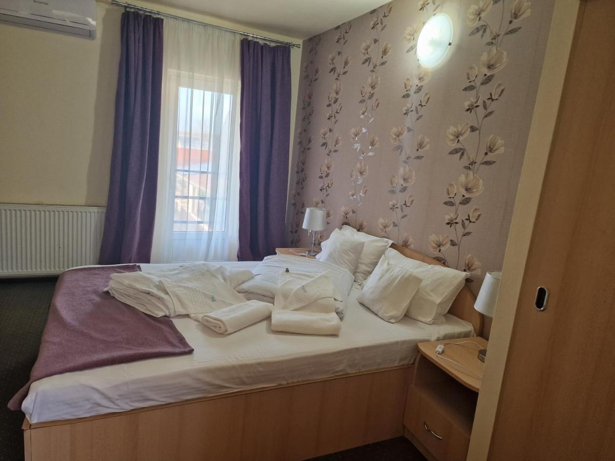 Motel Laguna Beius Dış mekan fotoğraf